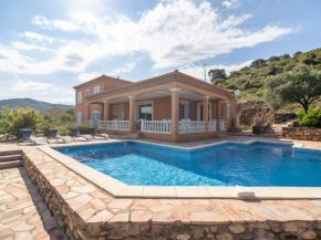 Beautiful villa with private pool in Roquebrun
